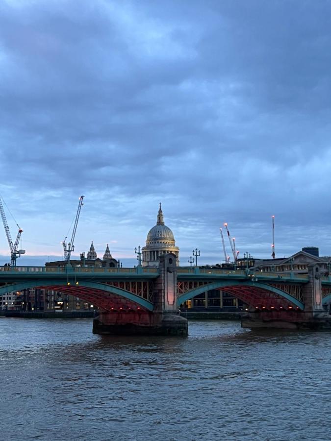Appartement Big Ben, 10 Mins To Bridge, 5 Min Croydon, 30 Min Airport *