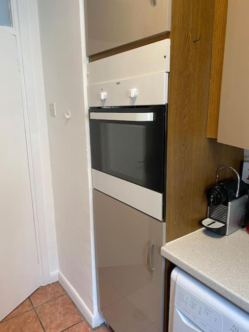 018- Premium Location Regent Park Radley House Appartement