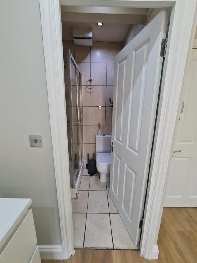 Lovely En-suite Bedroom R7