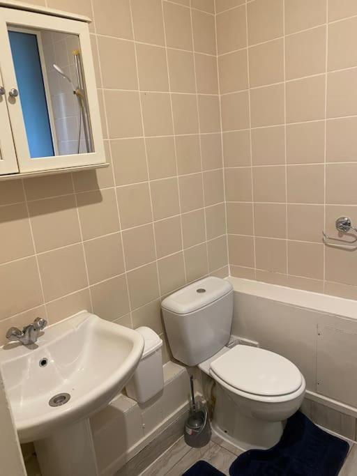 019- Premium Location Bayswater 2 Leilighet *
