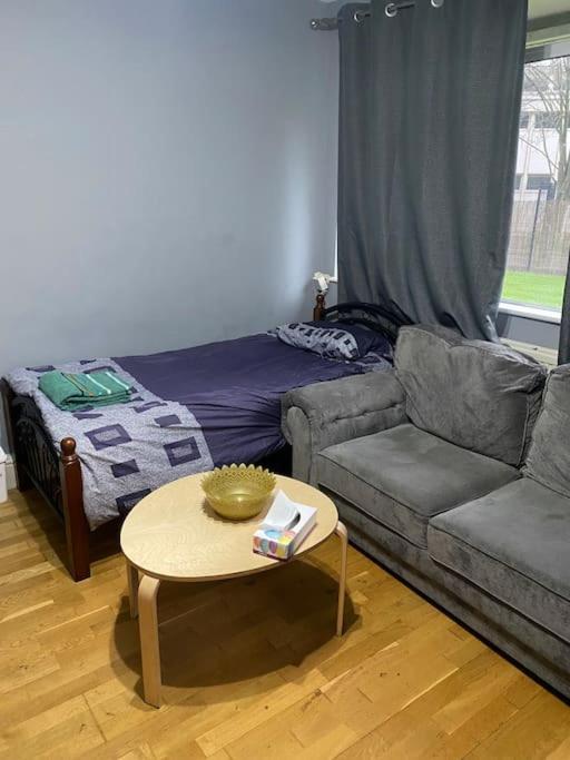 Apartment 019- Premium Location Bayswater 2 *