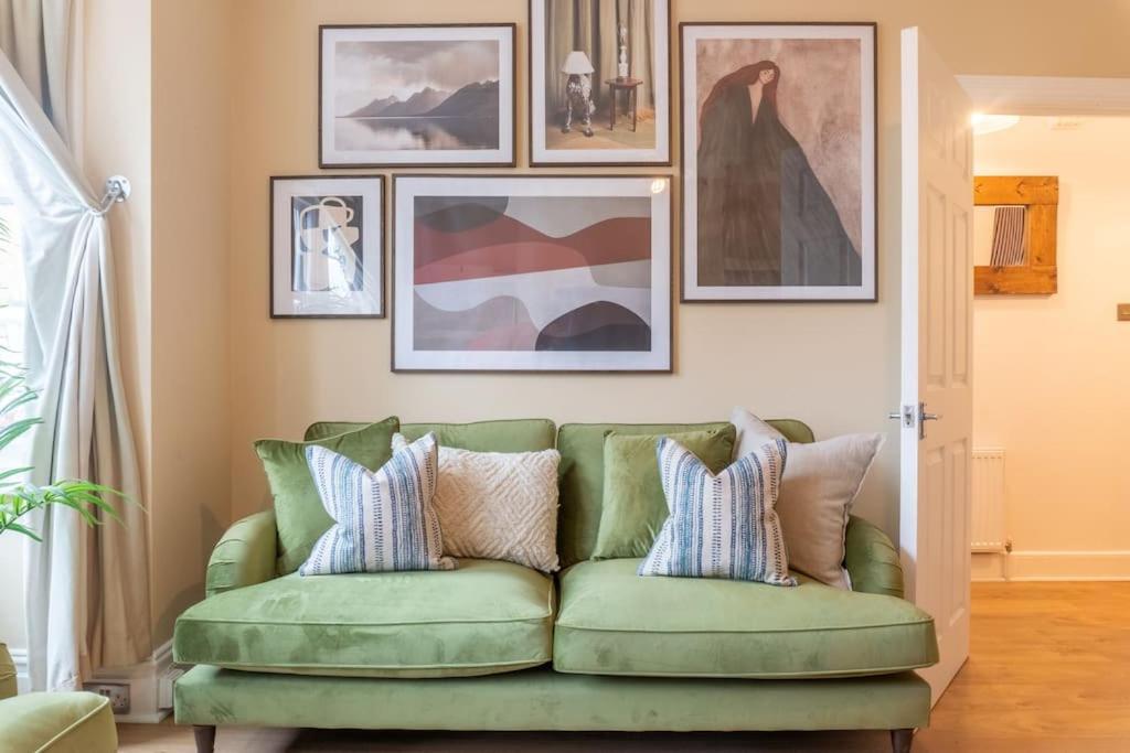 Dahomey - Streatham - *