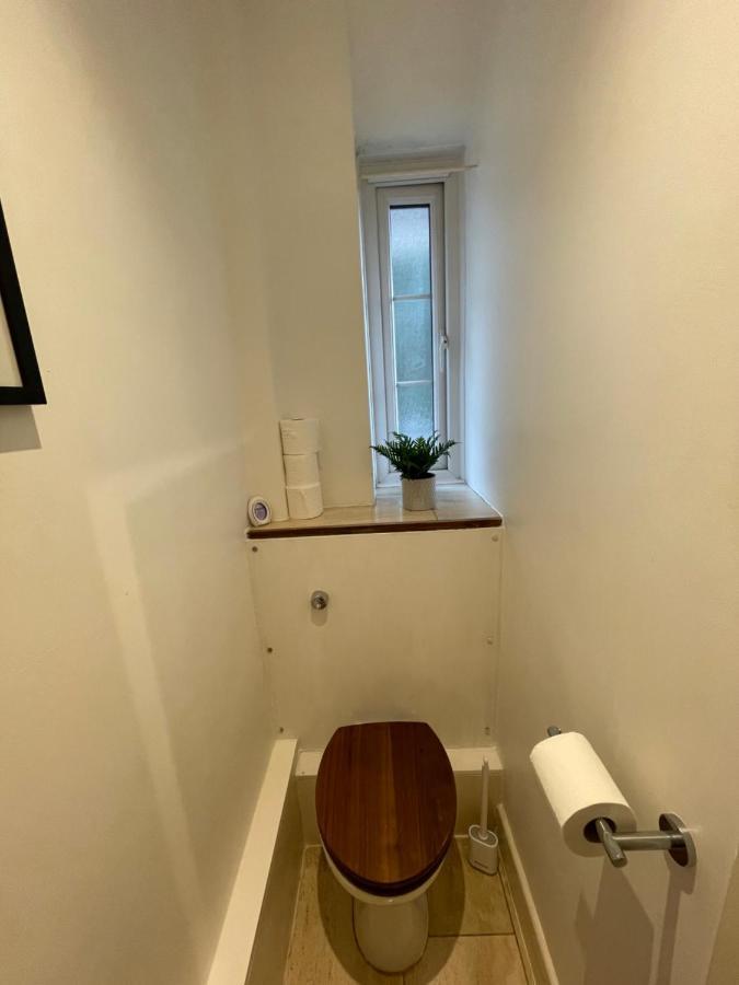 Appartamento Spacious Flat Opposite The Oval *