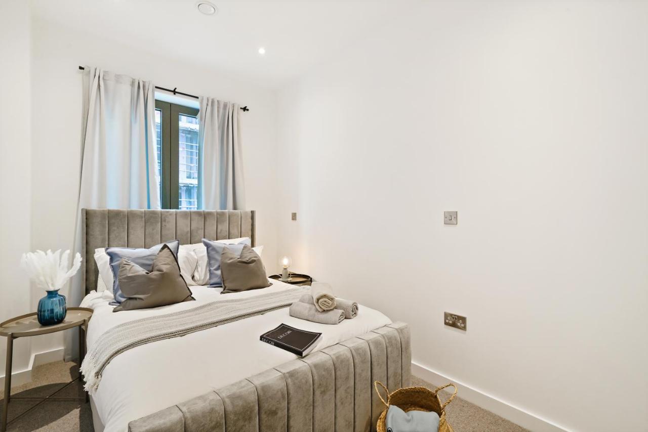 Apartment Luxury Penthouse With Enviable Views London