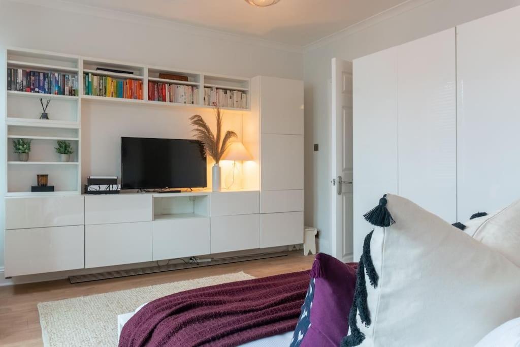 Dahomey - Streatham - *