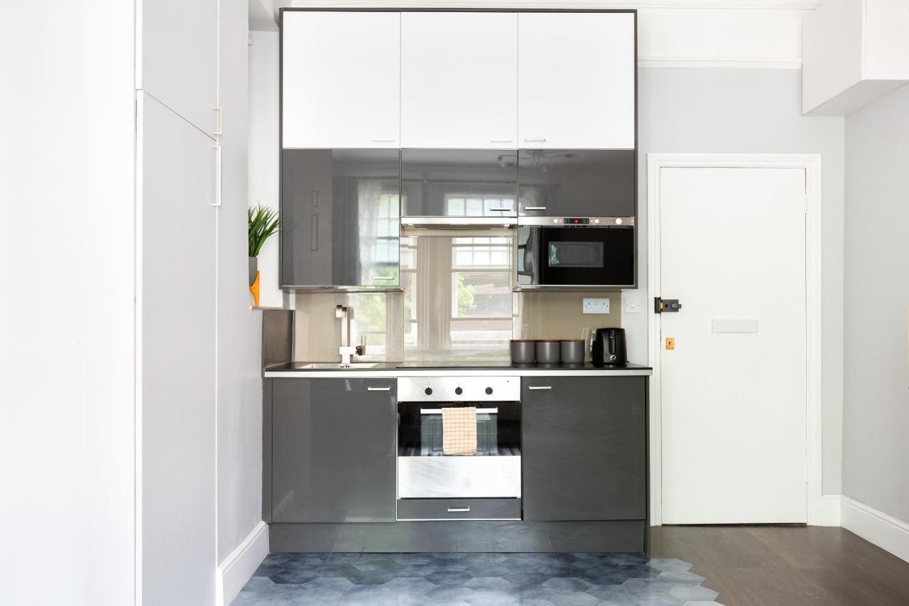 The Victoria Flat *