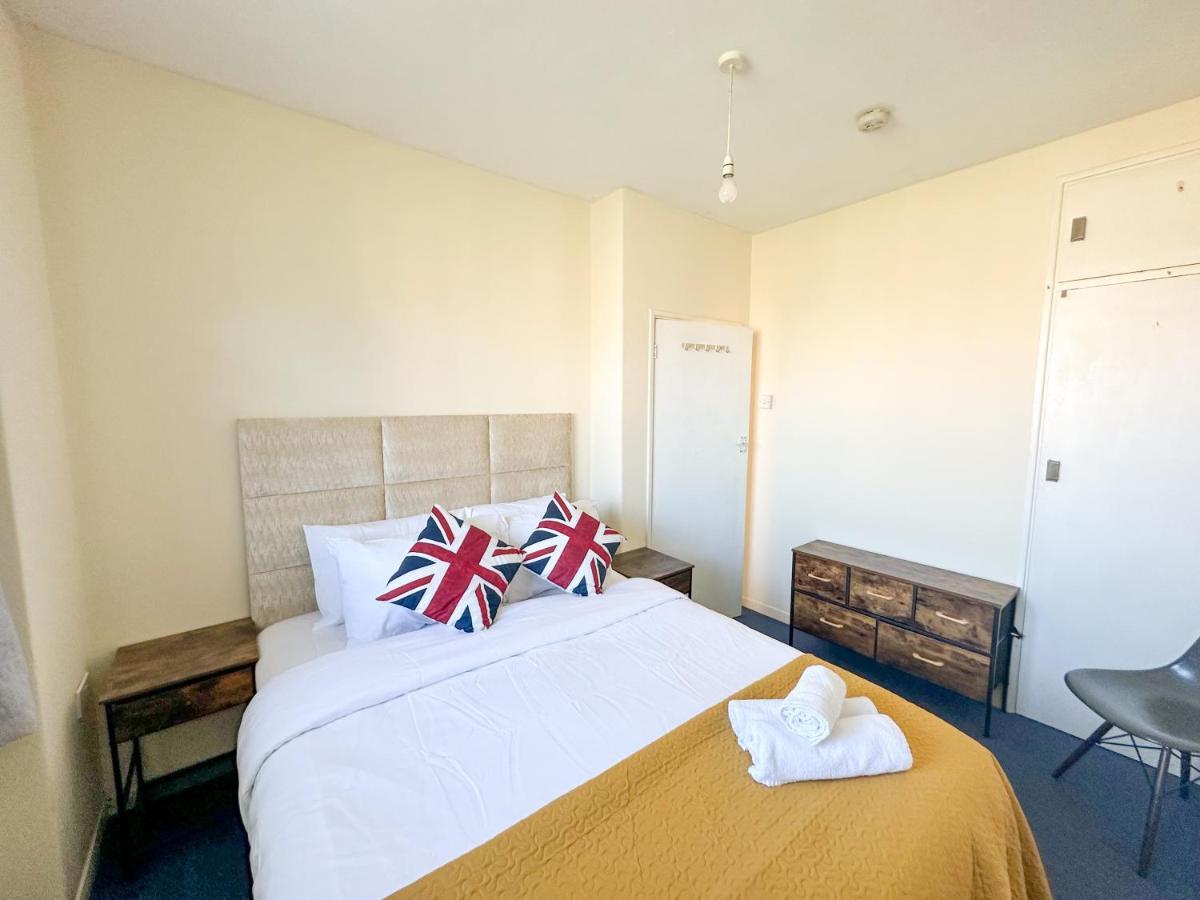 Flat 21 Apartment