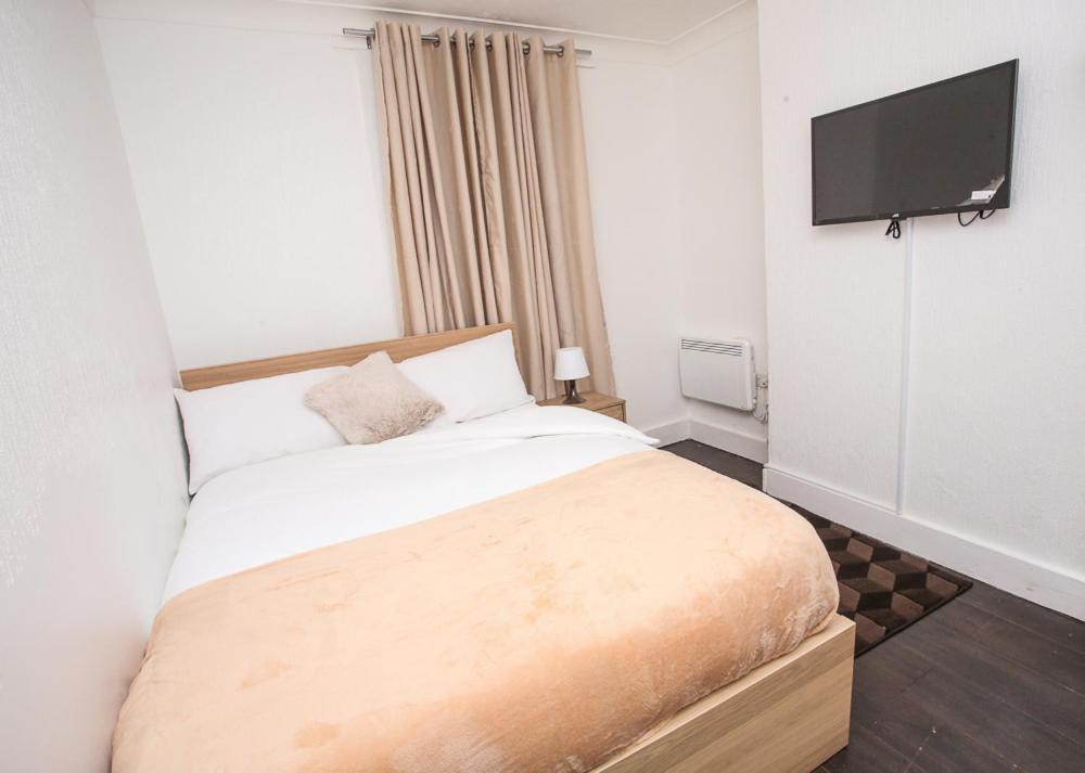 Apartment Newly Refurbished 3 Bedroom House Close To Central London