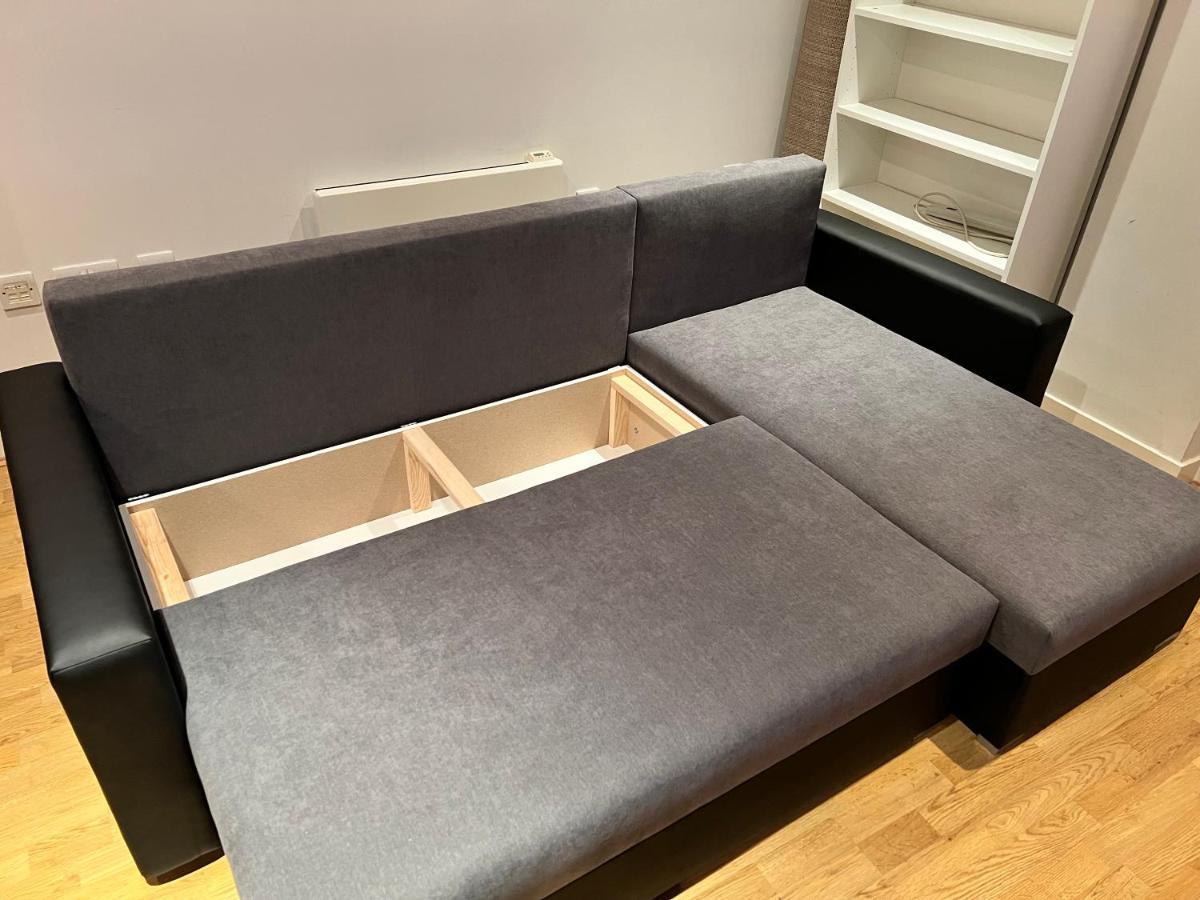 Stunning 2 Bed Flat! Centrally Located In London, Uk! Lägenhet