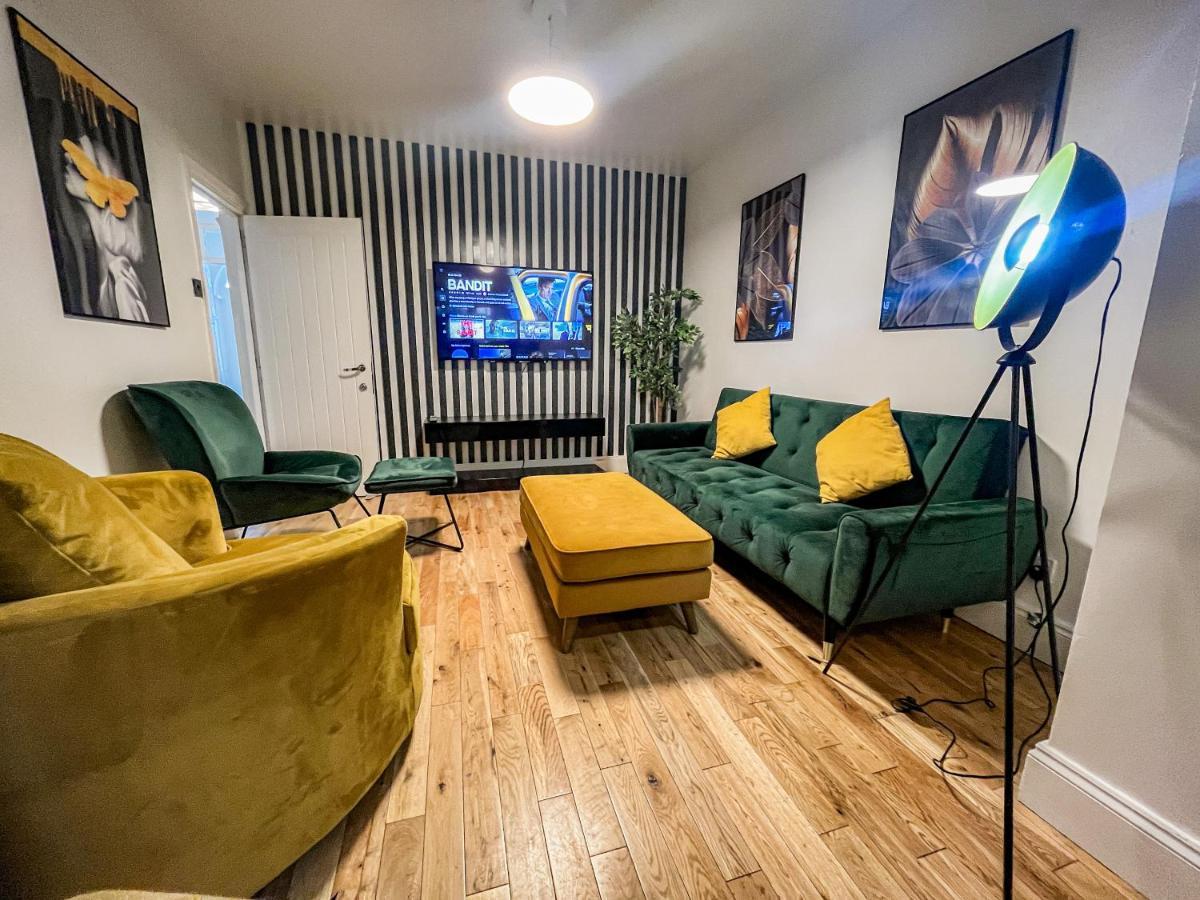 Swanky Townhouse In The Heart Of East Feriehus *