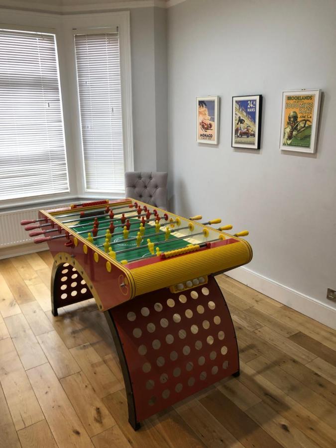 Apartment Great 4 Bedroom In Tooting London