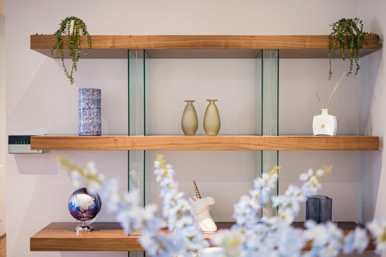 Modernized South Kensington Appartement *