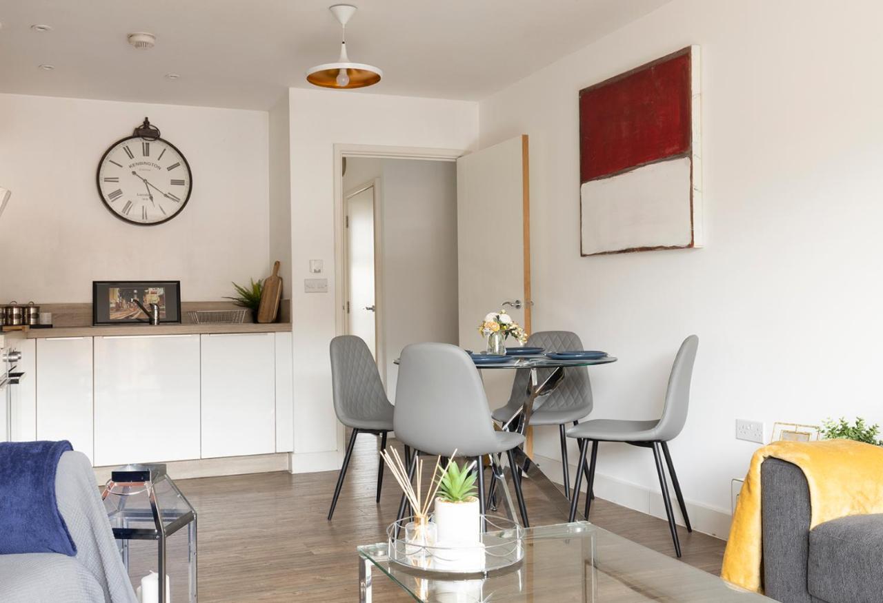 Apartment Spacious 2 Bed In Location