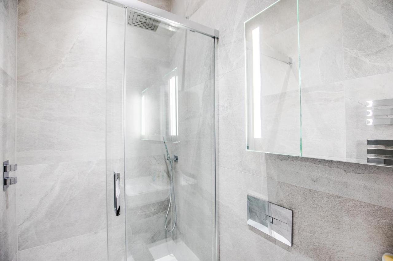 Private And Luxury In Central Appartement *