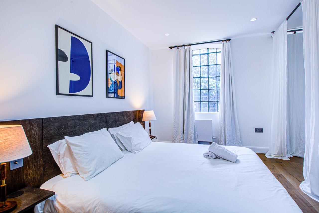 Beautiful 3-bedroom House Just Minutes From Queen's Park Tube Lejlighed *