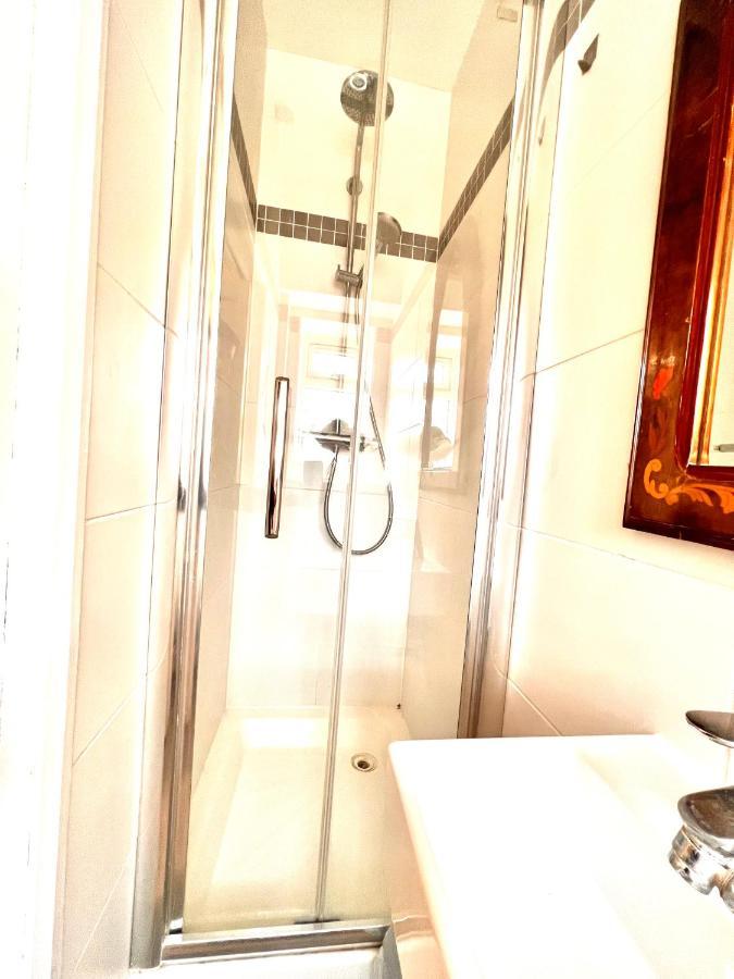 Stunning Marble Arch Apartment, 2-bedroom * Londra