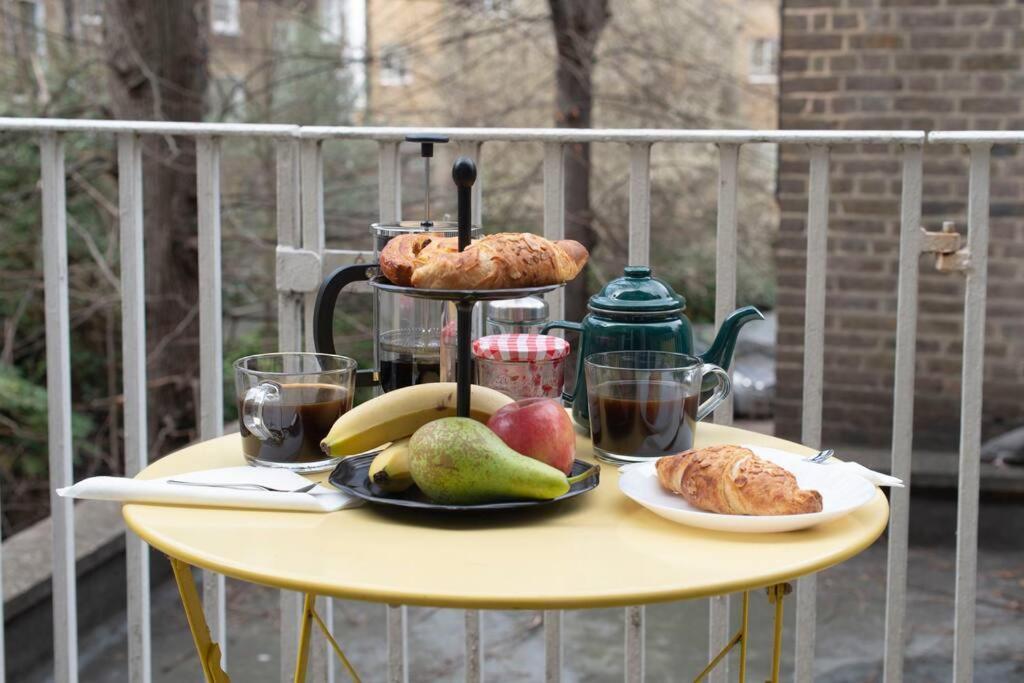 Chelsea Stunning Two Bedroom Townhouse With Airconditioning * Londen