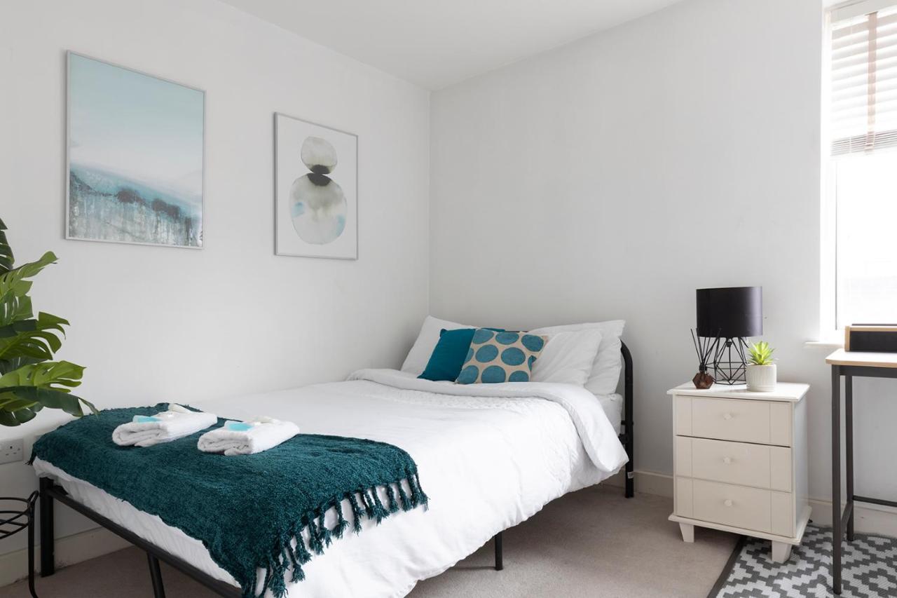 Apartment Spacious 2 Bed In Location