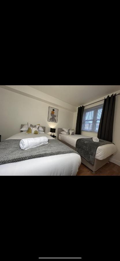 Real Lush Properties-1 Bed Greenwich Apartment, London, Sleeps 6 Leilighet