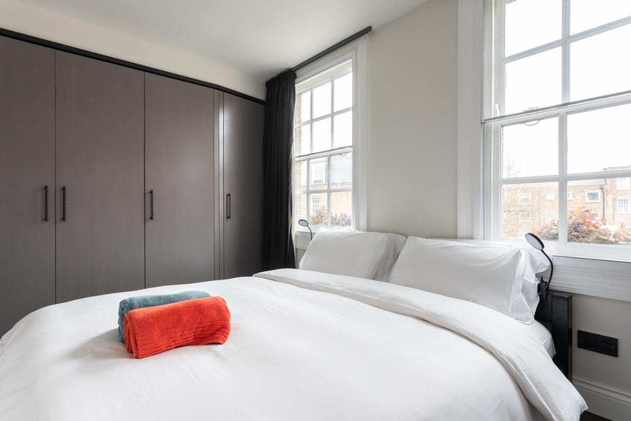 Stunning Townhouse With Large Roof Terrace * Londen