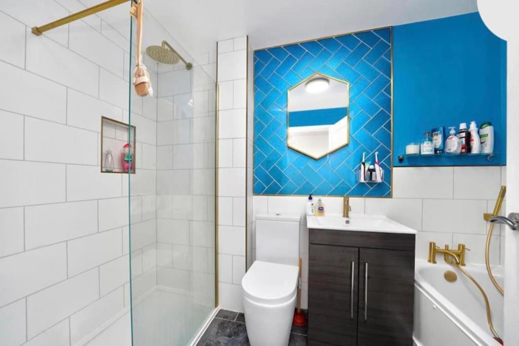 Privatunterkunft Monalychee London