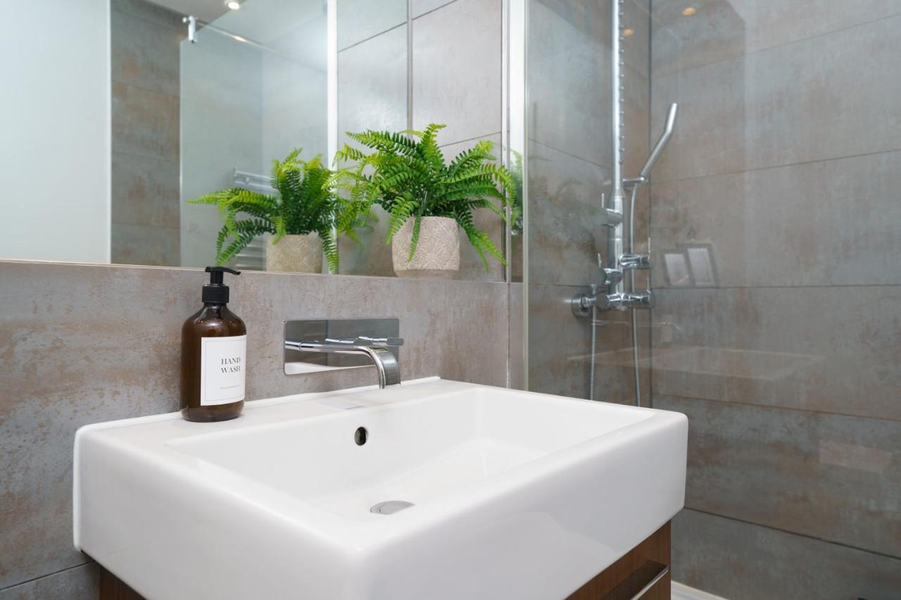 Trafalgar Sq 1 Bedr, 3 Beds Sleeps 6 Appartamento