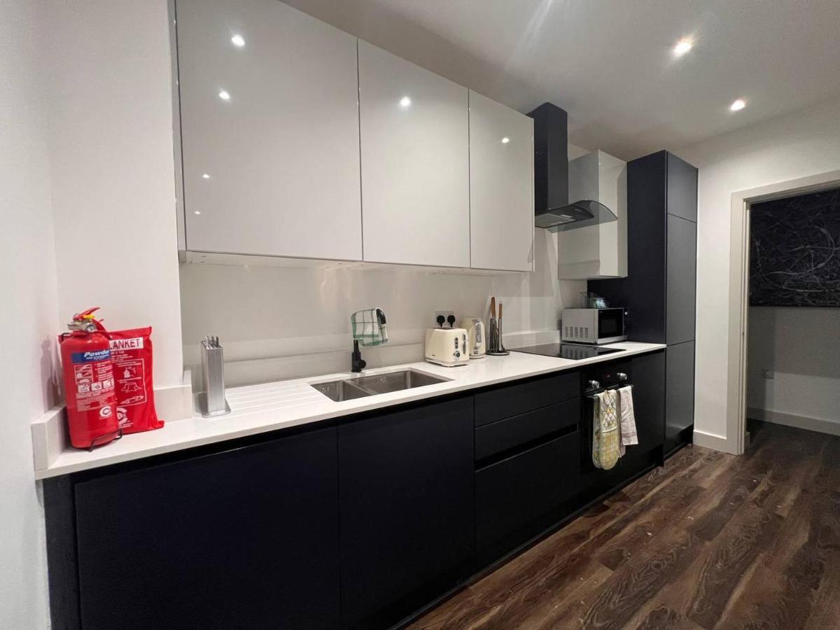 Star Finchley Road 2-bed Appartement Londen