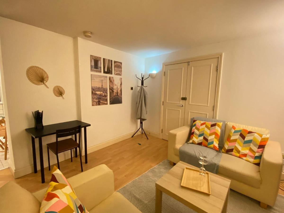 Shoreditch & Liverpool Steet A Appartement Londen