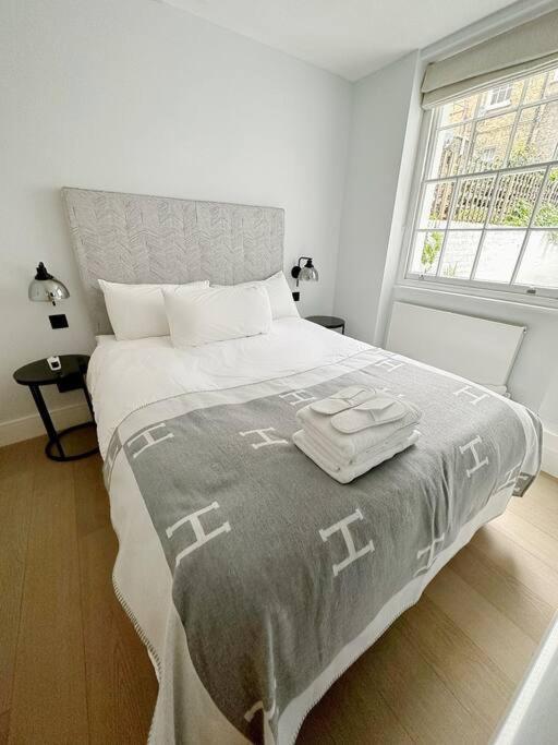 Londwell, Luxe And Leaves, Chelsea Flat With Private Garden