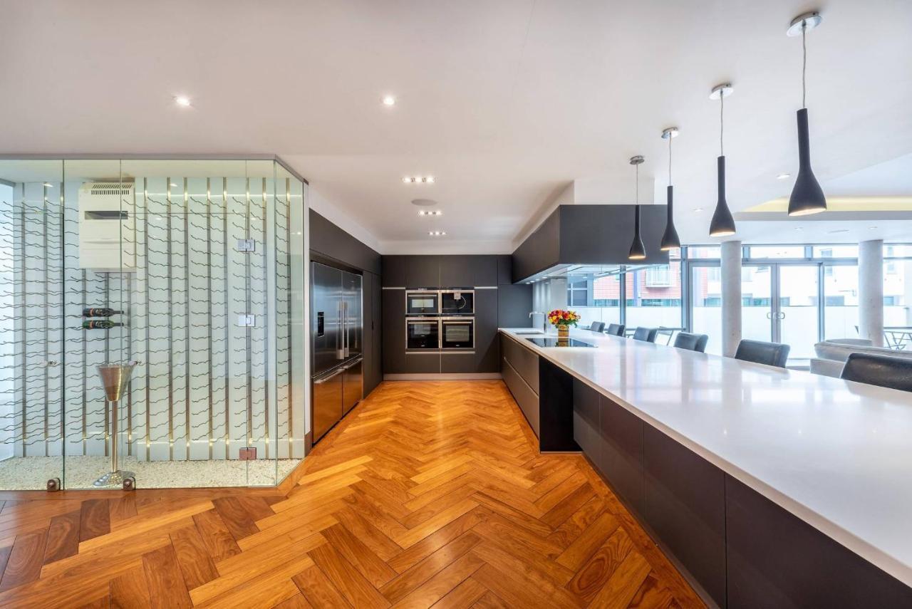 Ultra Luxury Penthouse, - Next To Chelsea Apartment London
