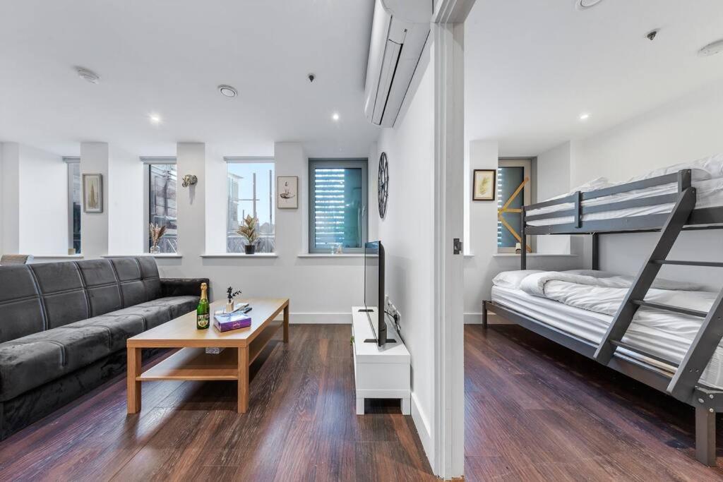 Sleep 7 20 Mins From Waterloo Bp8 Appartement