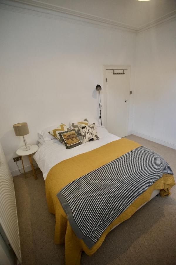 Stunning Nw2 Flat - Great Location! * London