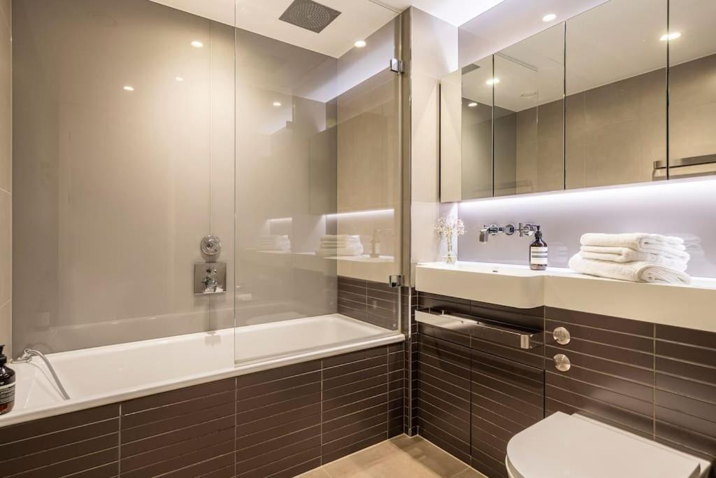 Lejlighed Luxury 2 Bedroom Flat *