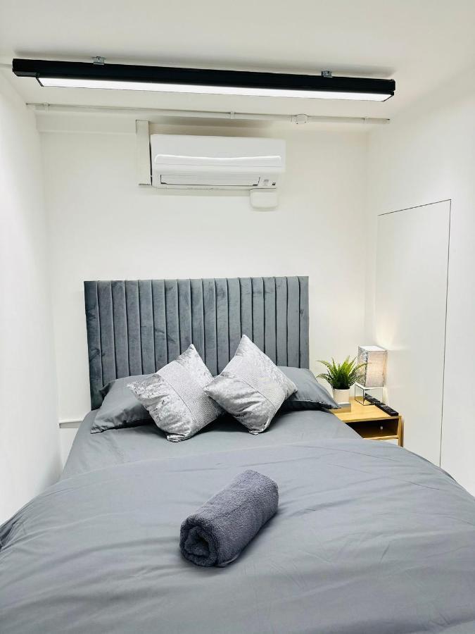 Marbel Aldgate * Londen
