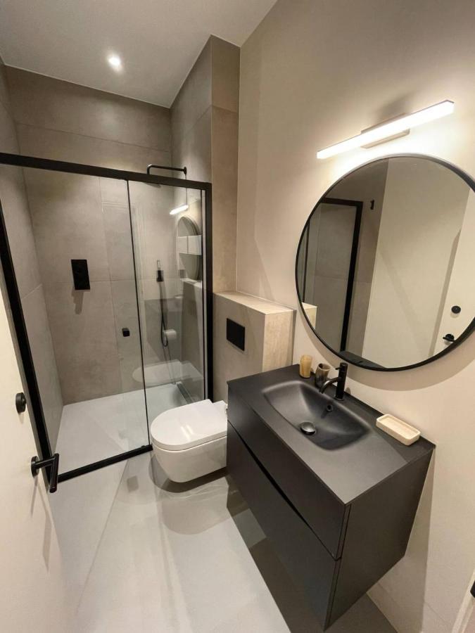 Sleek & 1bd Flat - Battersea Park Londra