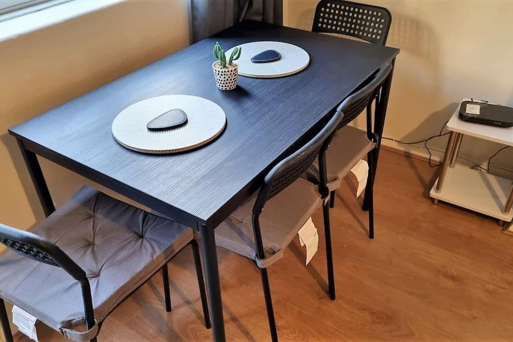 2 Bedroom In Kennington Londen