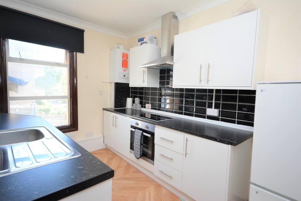 Appartement Lovely 3bedroom *