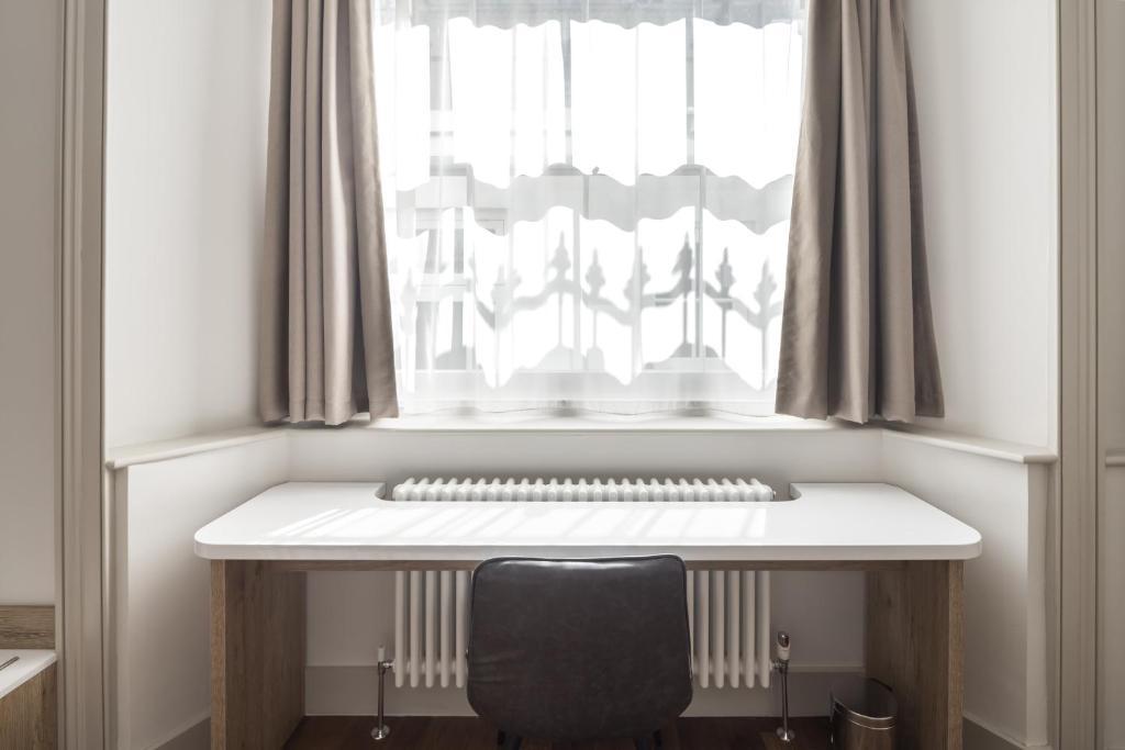 Notting Hill House