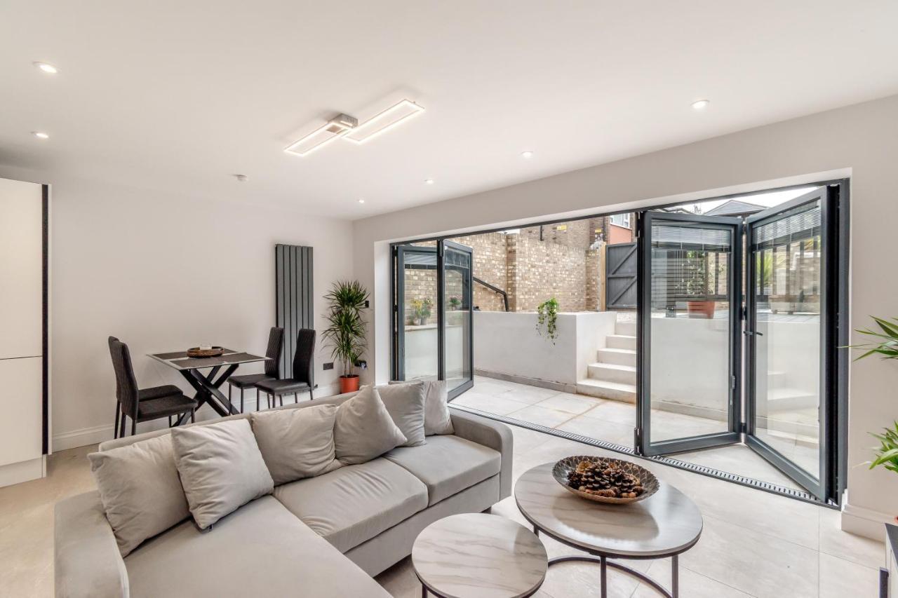 Leilighet Modern Garden Flat With Private Parking