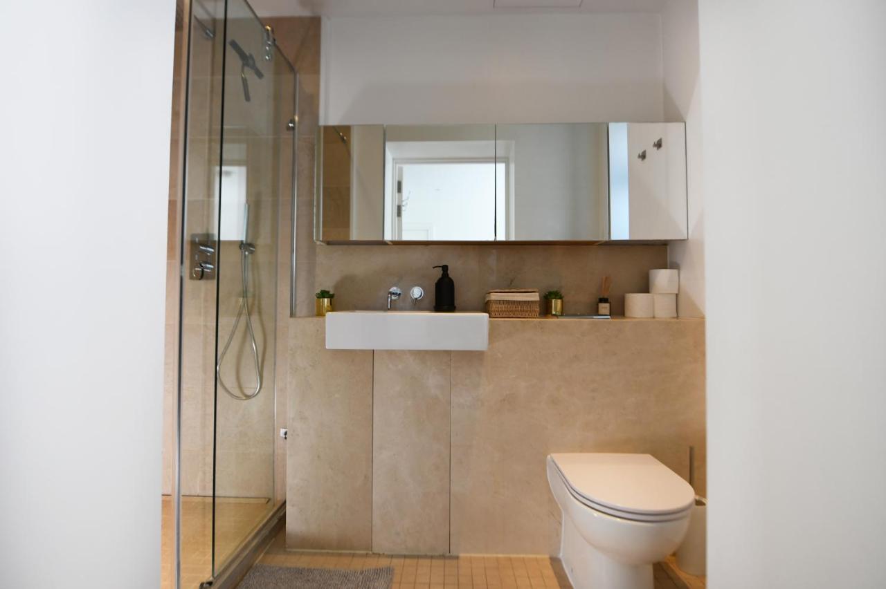 Oxford Street Luxurious 3 Bedroom * London