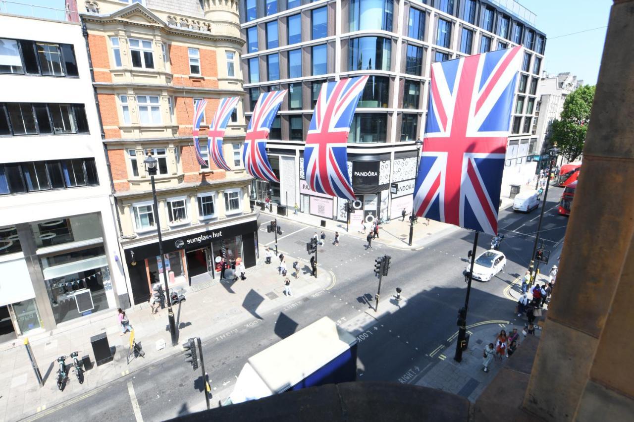Oxford Street Luxurious 3 Bedroom Appartement