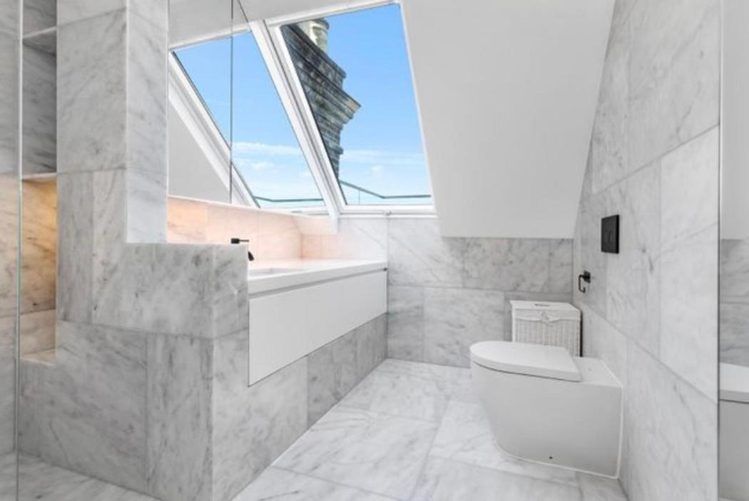 Modern Penthouse In The * Londres