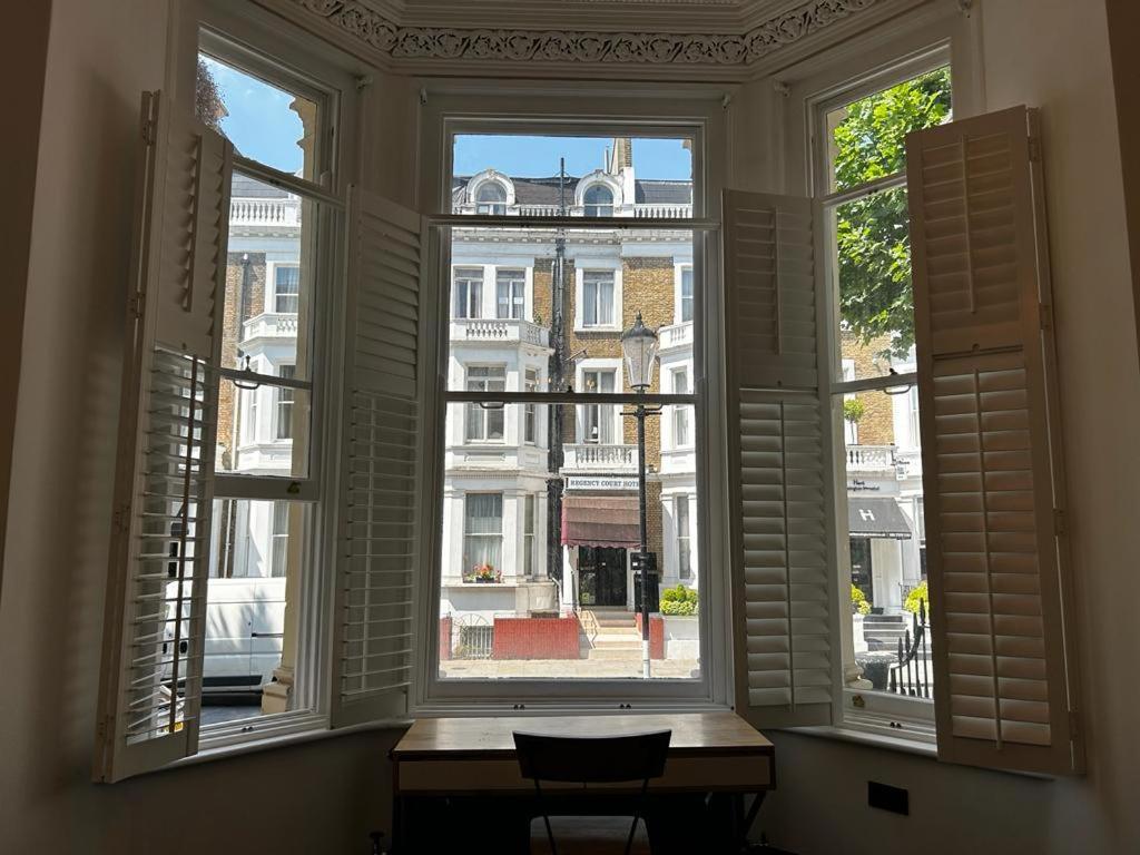Earl's Court Luxe Apartment London