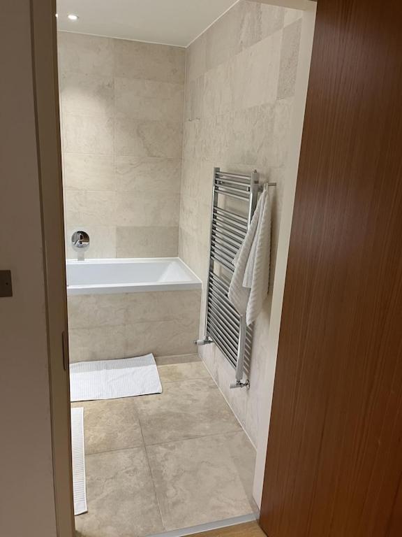 Appartamento Beautiful 2 Bed Flat In Finchley Road, Camden