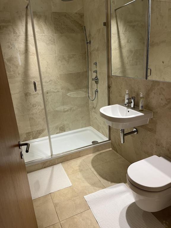 Beautiful 2 Bed Flat In Finchley Road, Camden Appartamento *