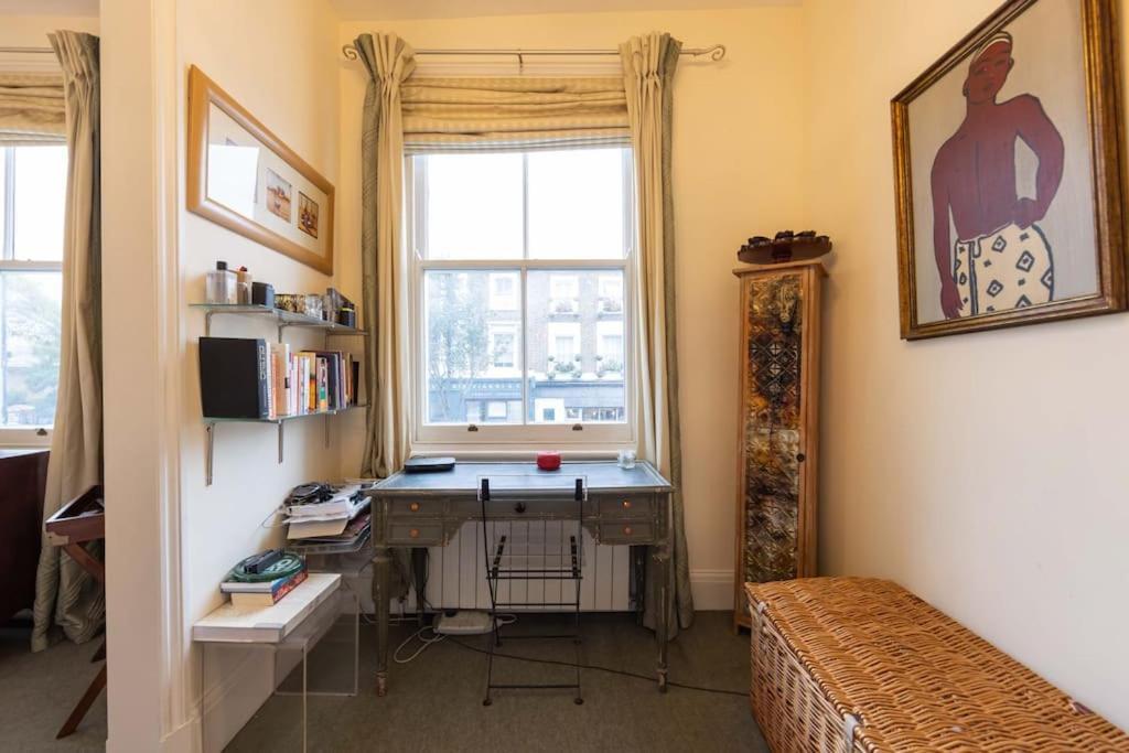 Appartement Golborne Road 3 Bedrooms Antique Rooftop Terrace Flat Londres