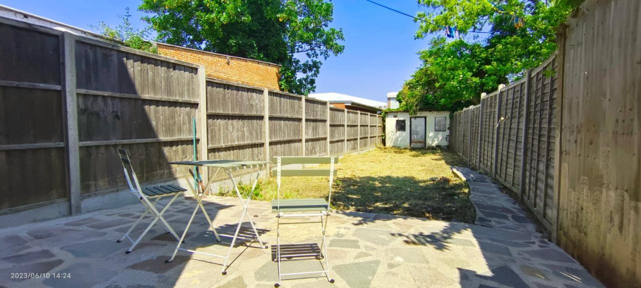 Pearl Garden In Wembley Semesterbostad