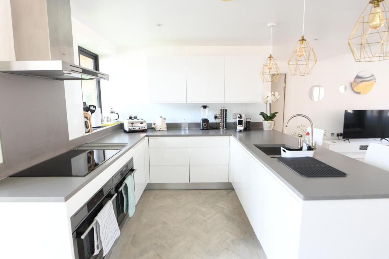 Oxford Street Luxurious 3 Bedroom * London