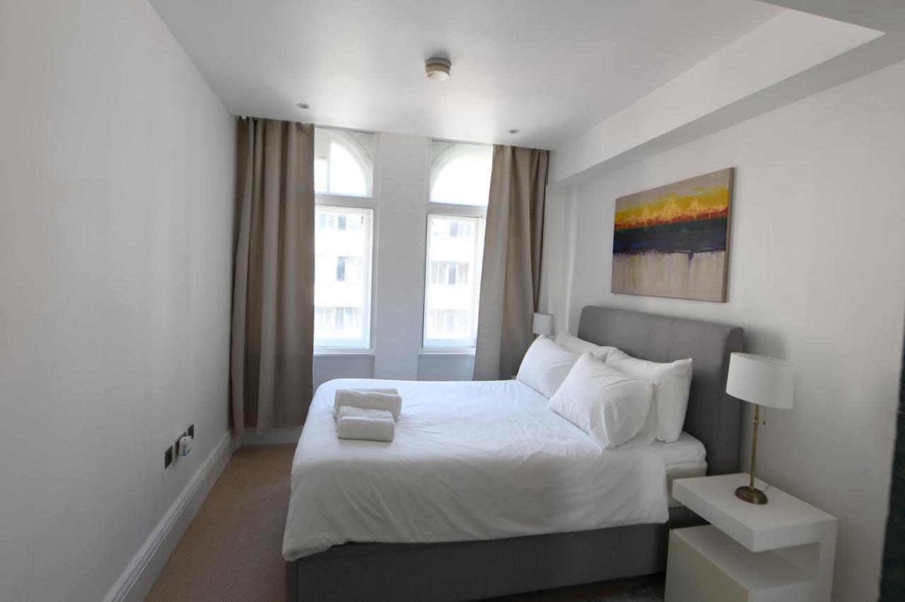 Oxford Street Luxurious 3 Bedroom * London