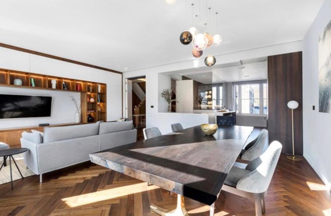 Modern Penthouse In The Appartement *